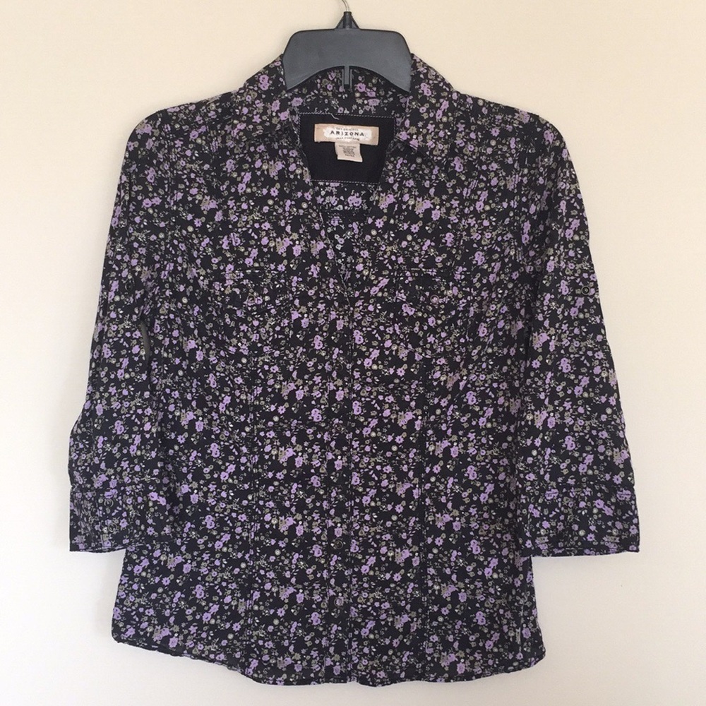 Floral button down 3/4 sleeve shirt w/ gold snaps